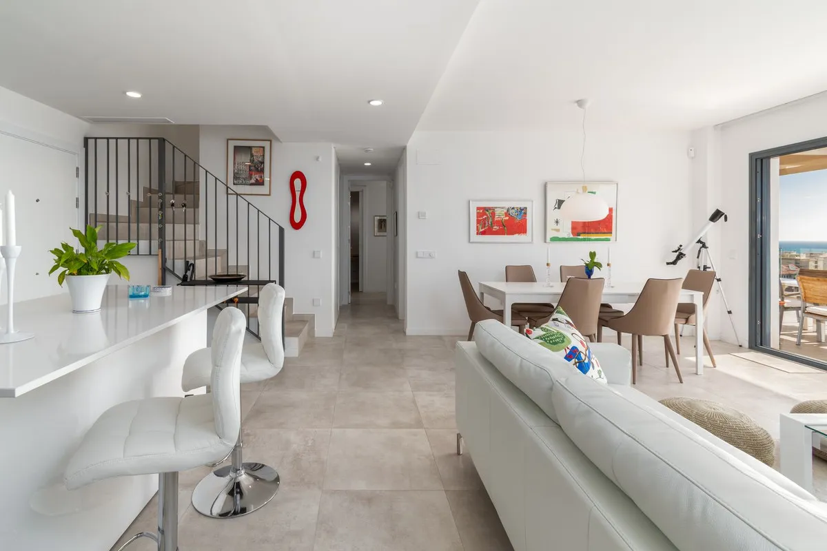 6c35b0f2-0b66-482f-a34a-74f710c89f6e