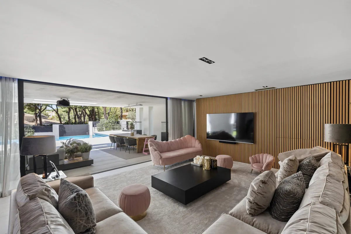 d85a43b2-6be5-4a78-b4c0-30d24c82c434