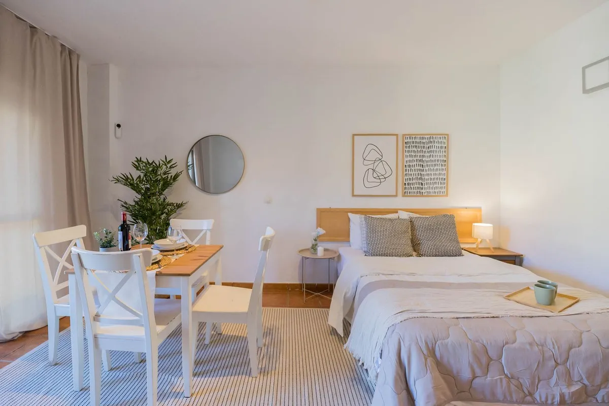 77ed3f61-8f71-4ccb-a061-034f941e15ac