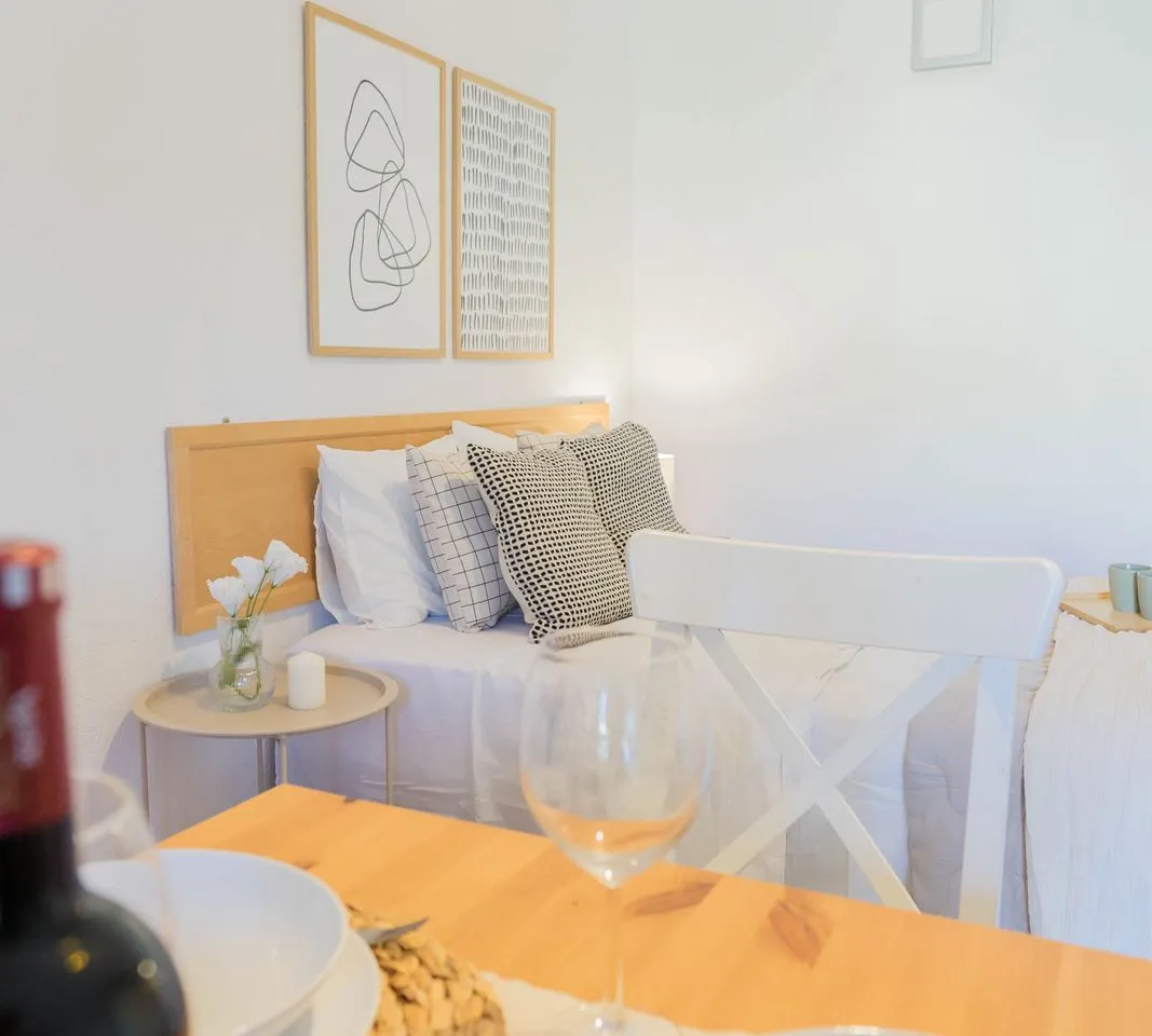 7ea00f53-17b7-4137-b448-a7f0b2ff5f73