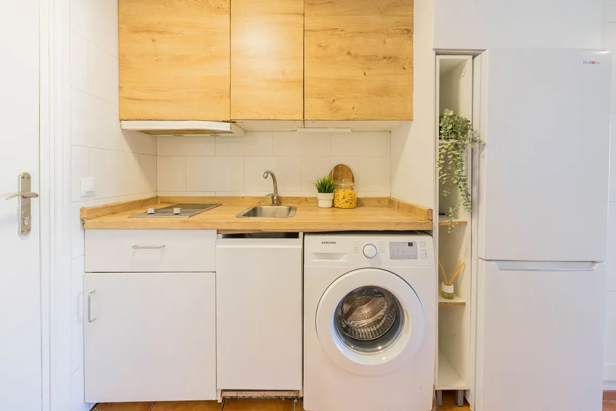 a962fd2a-5582-4ba4-b43b-dc700667f515