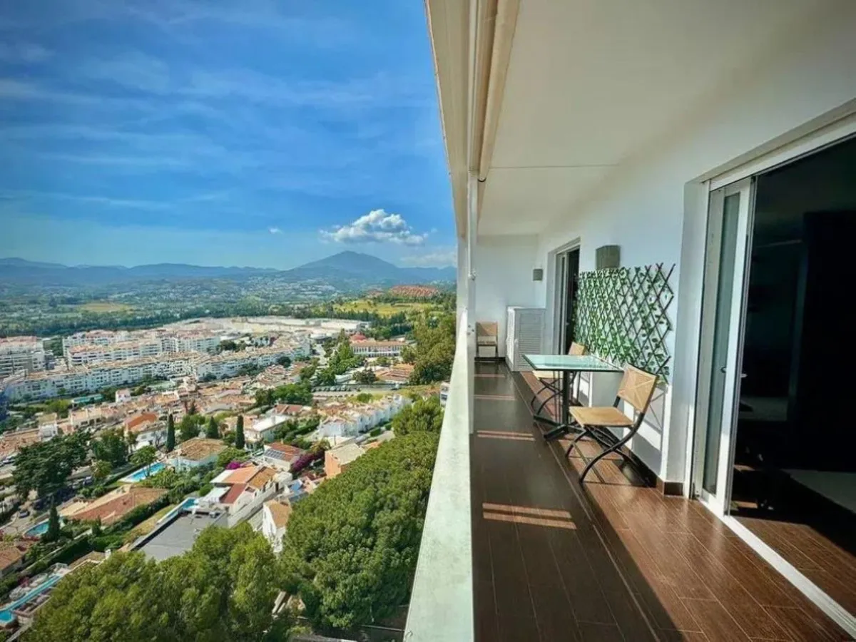 204121e3-4c77-4d32-832e-7fedfe494763