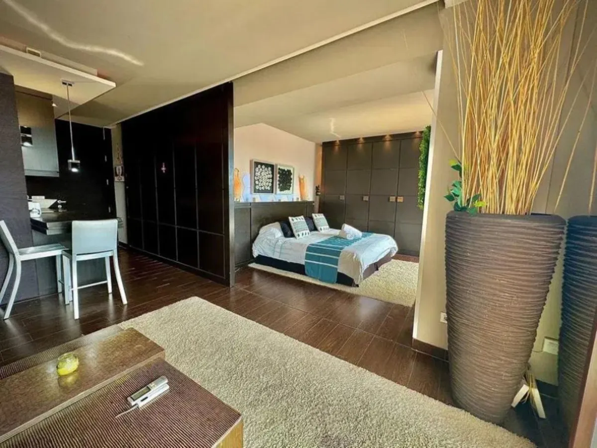 f2f6b101-8424-47c0-9e77-624ce9f0bf59