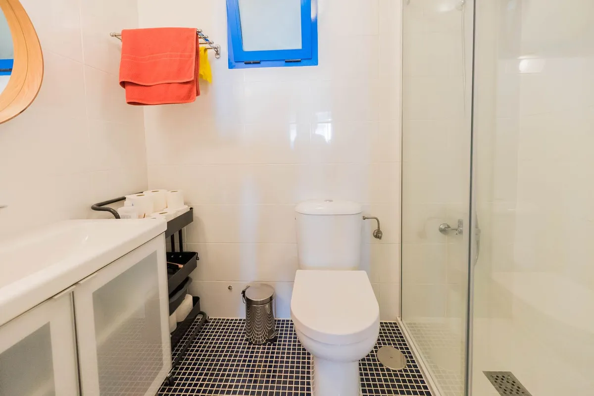 3b778c69-75a6-4840-bd03-7427d8faa041