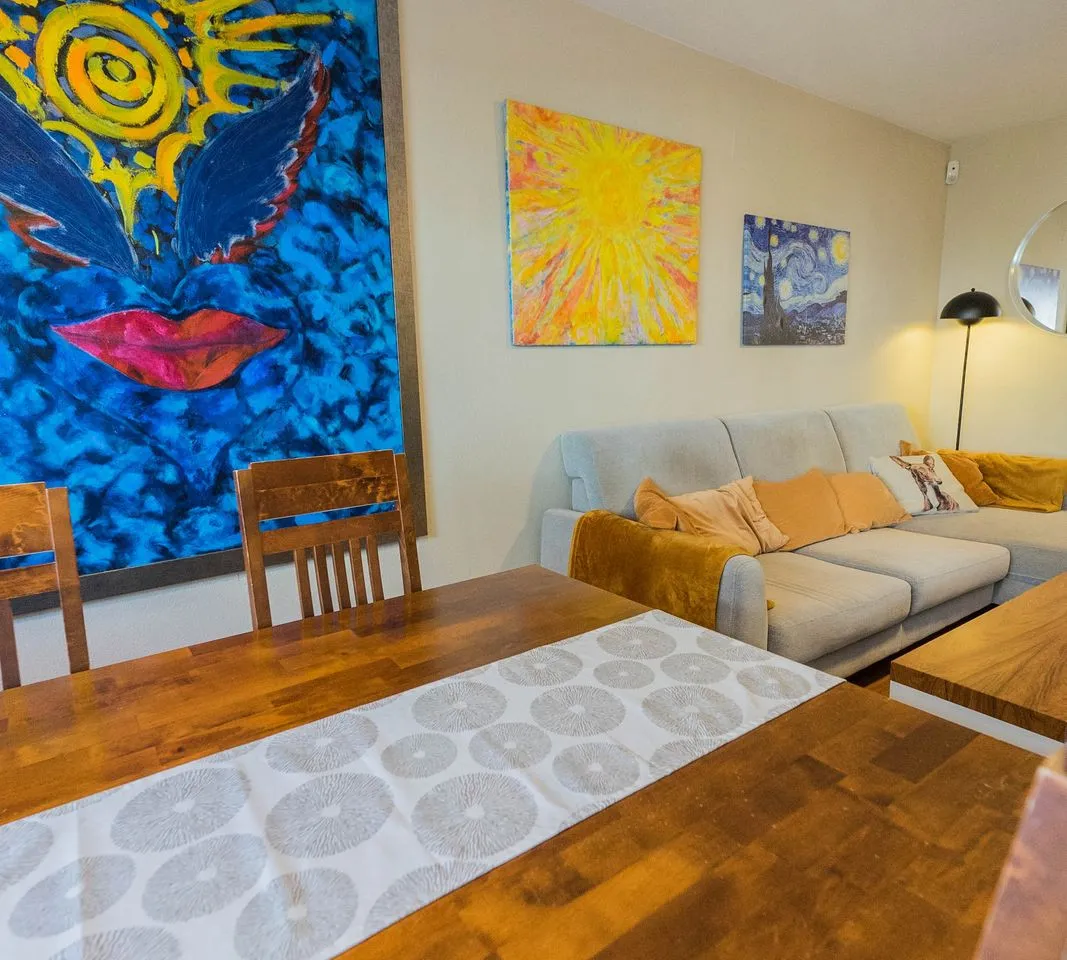 60f19c2e-cb40-4d44-8b8f-56a04e7f6117