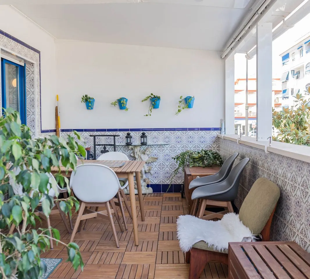 9c58bb0f-3b3a-4c73-8c10-c7fd0b5fc242