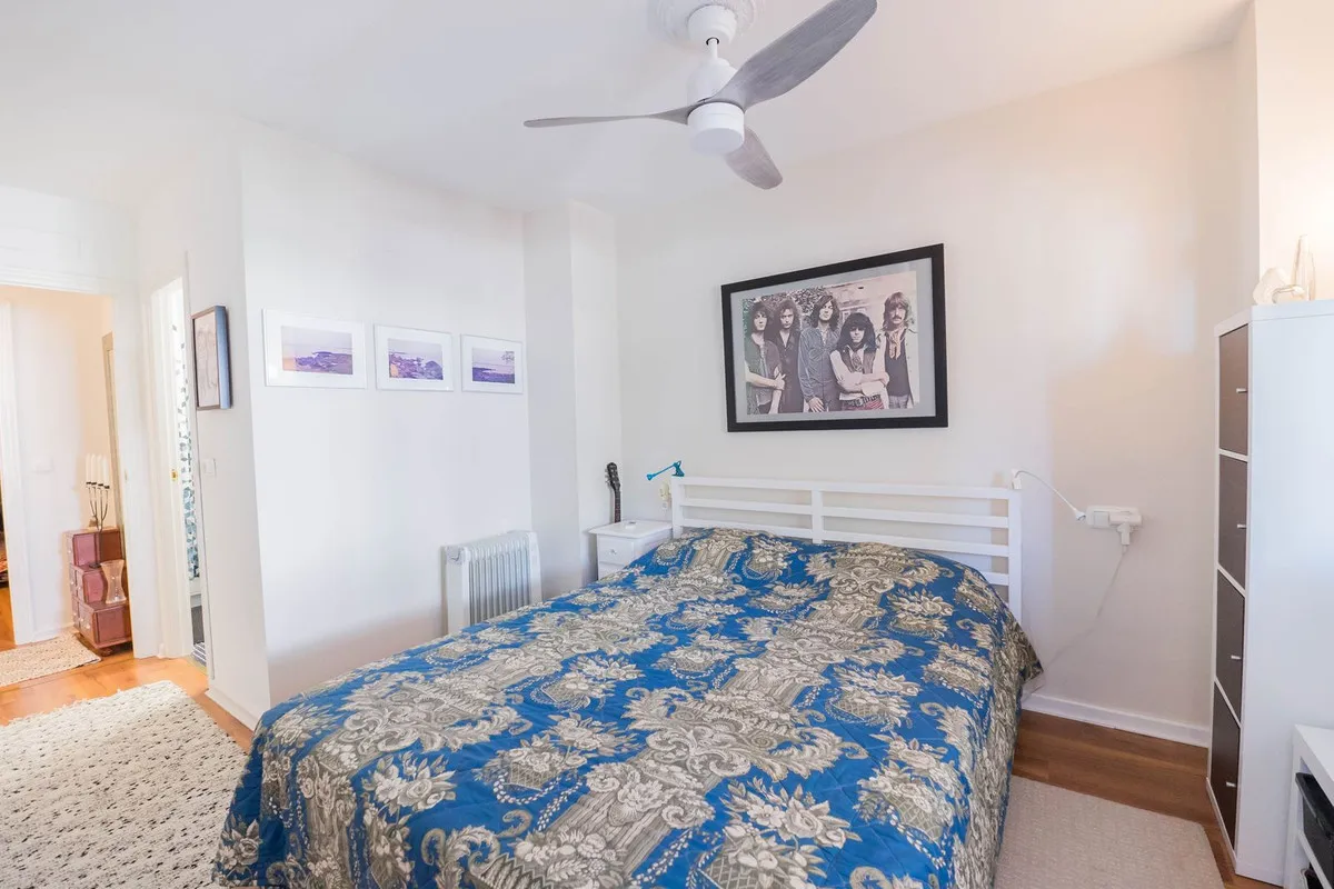 d6ae2c08-932c-4077-8823-e2475a6c3d8f