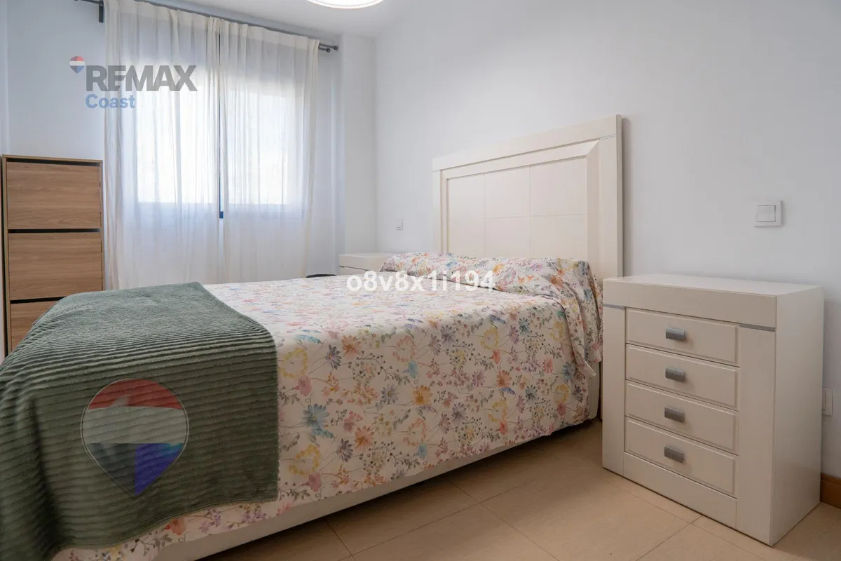 80528460-dc24-4e7d-8fb2-4beed9d83307