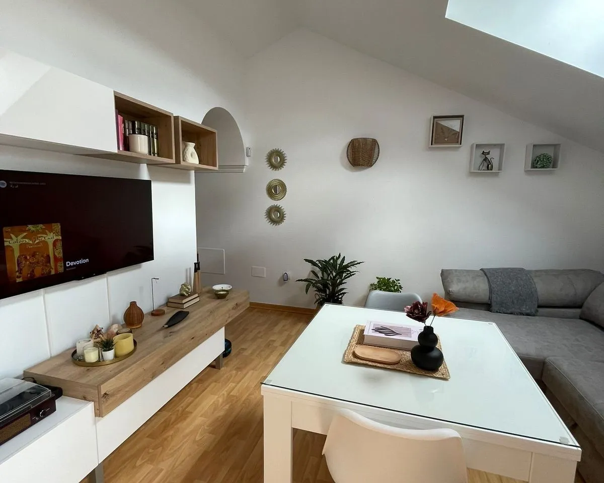 14f53878-619a-40e7-a8c7-ea20069e9dca