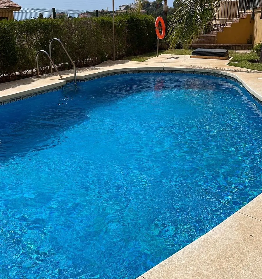 2013803c-fb06-4a46-8dd8-68b0fef2c2bb