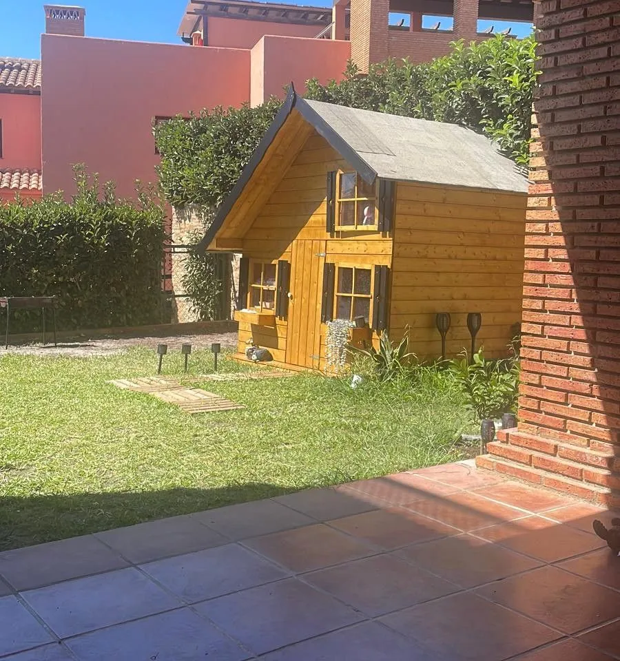 4a9d33b9-cc1d-4684-a445-3b9f87c2e62f