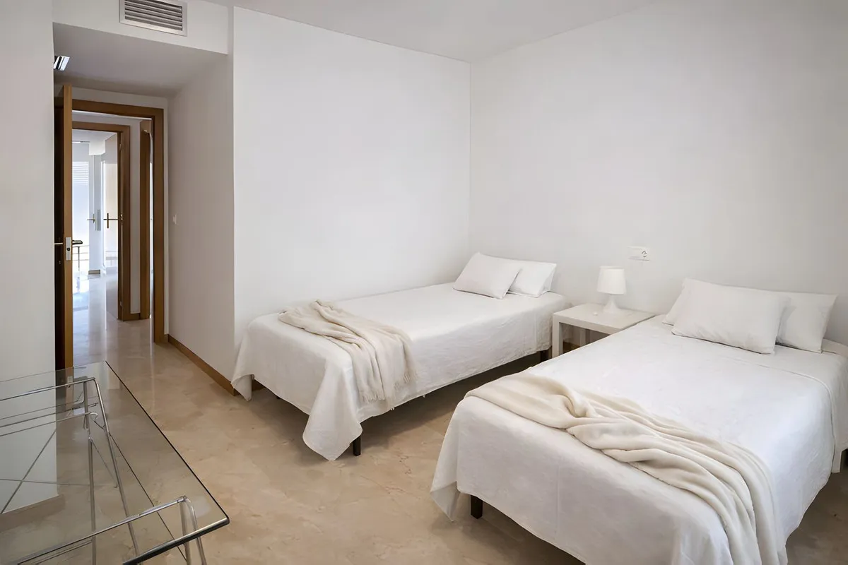 5809a0e2-3743-42bb-b866-b5b34c43d115