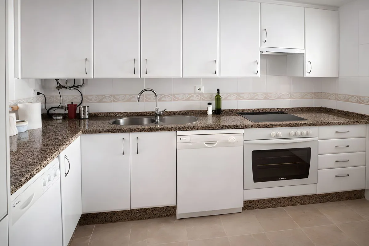 ef79bda6-004d-45b7-989c-389d9f1b5e8a