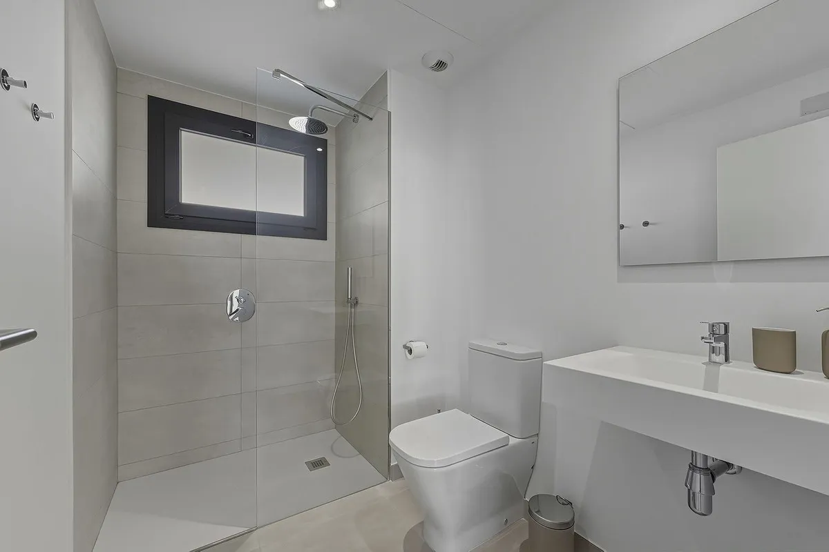 ac985e35-b1e7-446d-ae65-f02a51690217