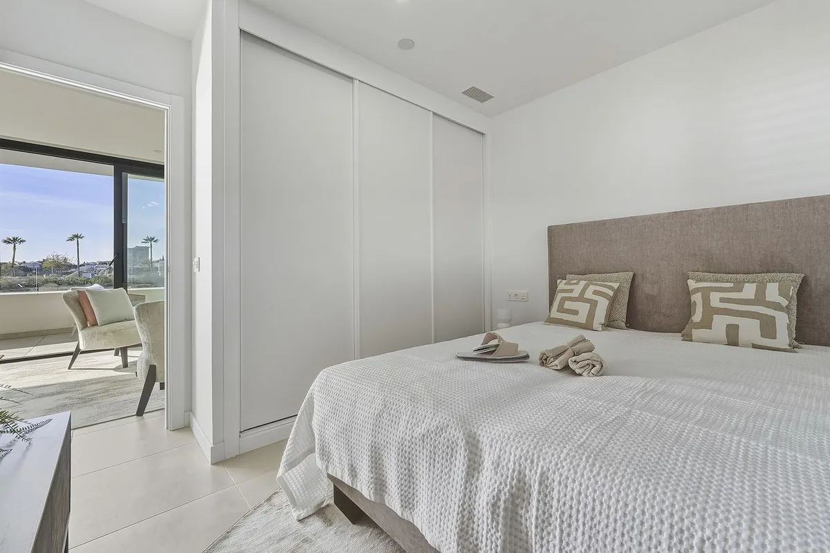 acc6c122-55e3-48fe-89ac-a3ca2cc25d43