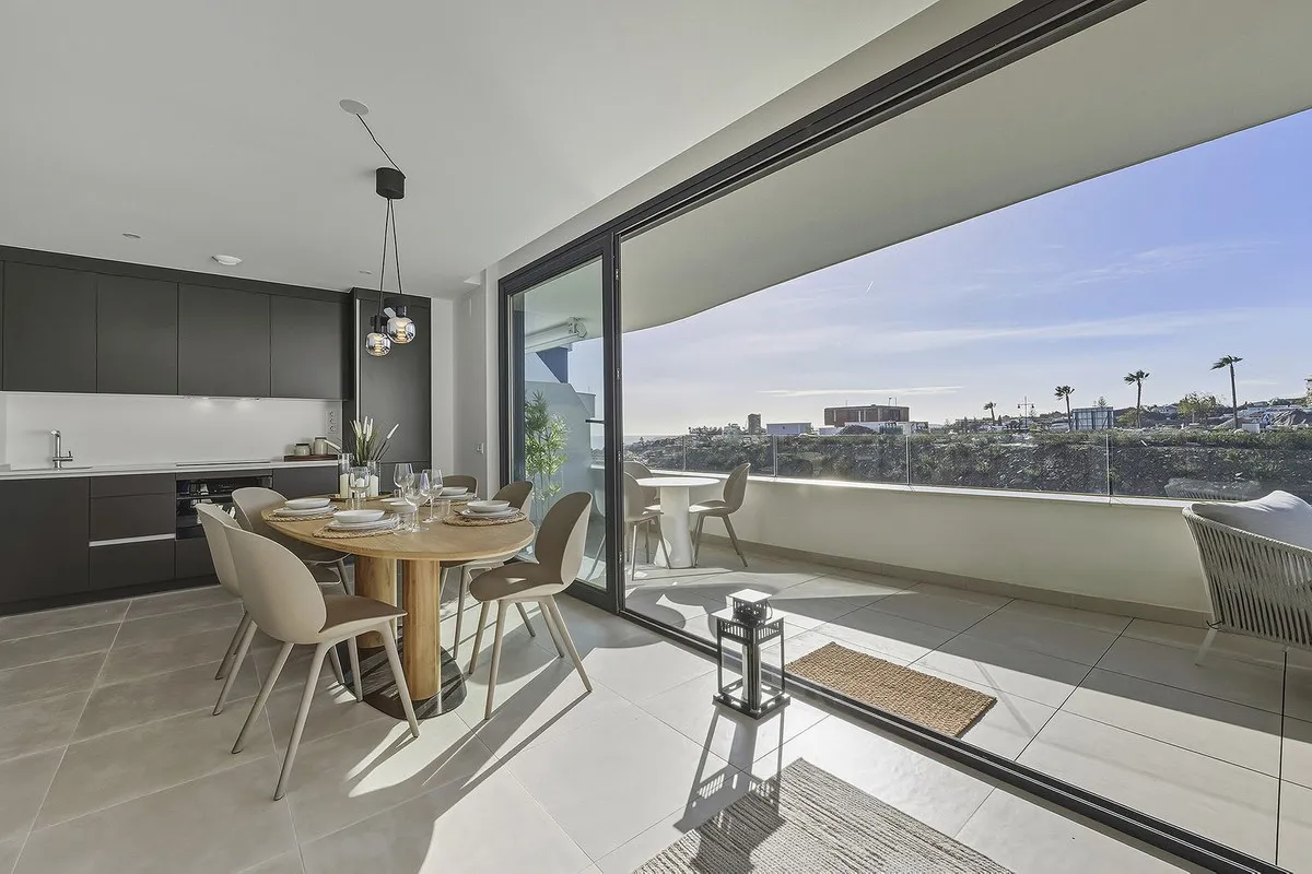 cc75e2dd-b948-4a9c-9ad6-34dd80d8db5e