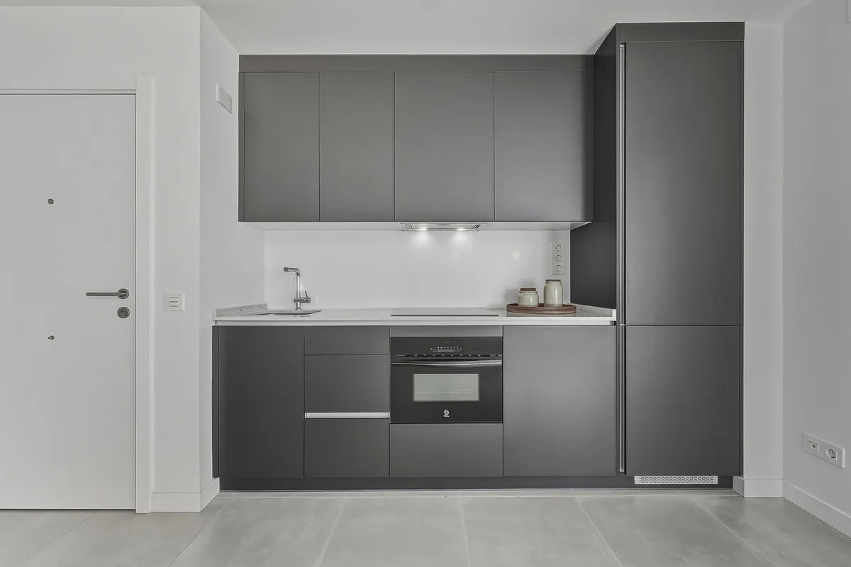 f1b9ef39-c8bf-4cf4-945f-3de43ade0dc6