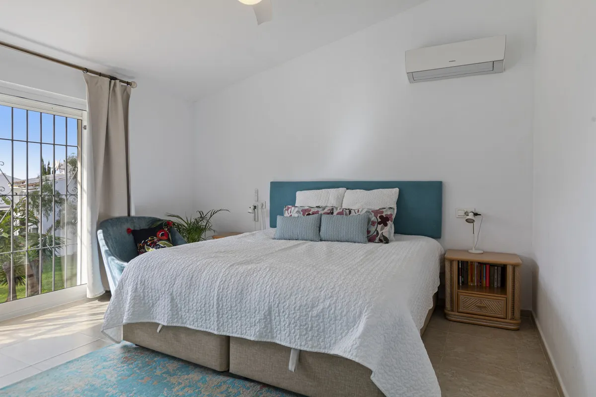 8f0754f3-bd5d-4445-8fd5-1d21c0c4c693