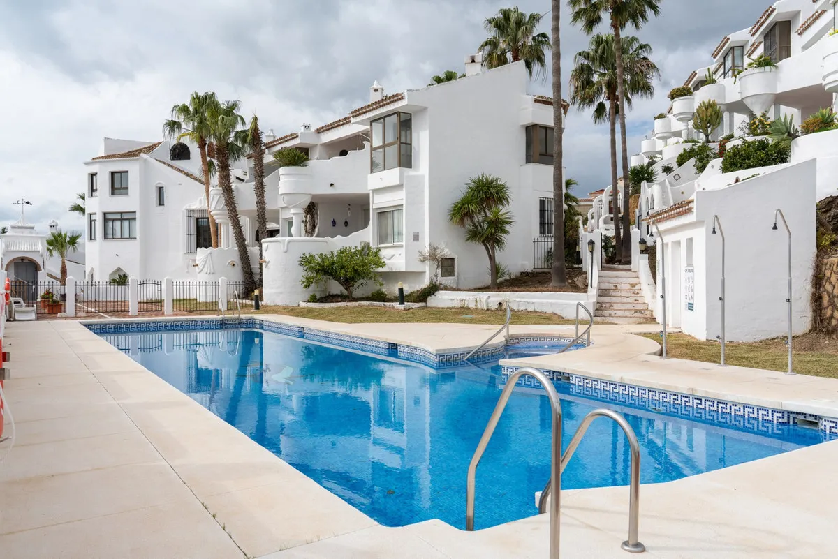 1d525b6d-95e5-4672-ac44-d59978f78986