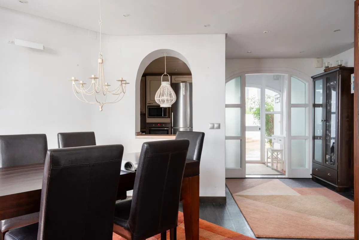 9ae46b48-1868-4bdf-9440-ccc82e4dcc90