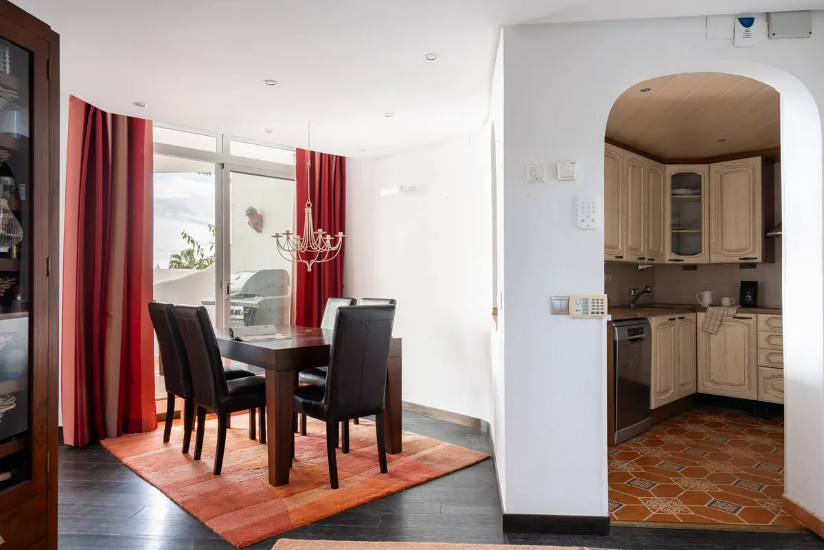 bc0478e7-8c97-45ca-aa2e-9588aacc7285