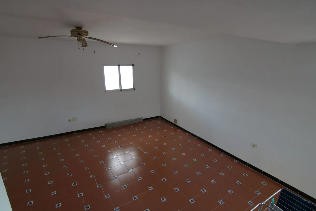 f70ac87b-fd84-406d-a2c3-13f3bb694121