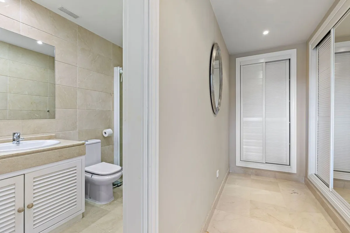 7b1f32b0-d28d-4623-a470-0d6a44c84ce1