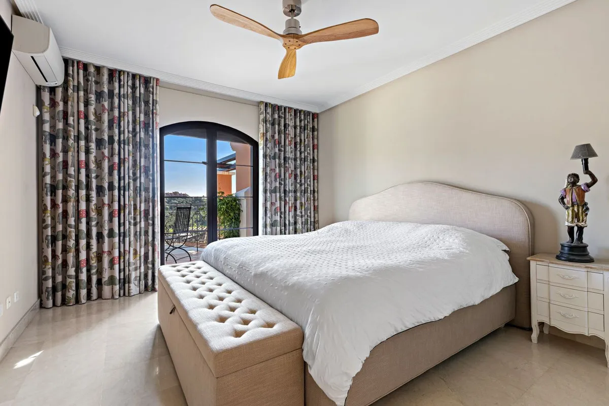 d2b8b599-ae9c-4736-9c68-122092b247e8