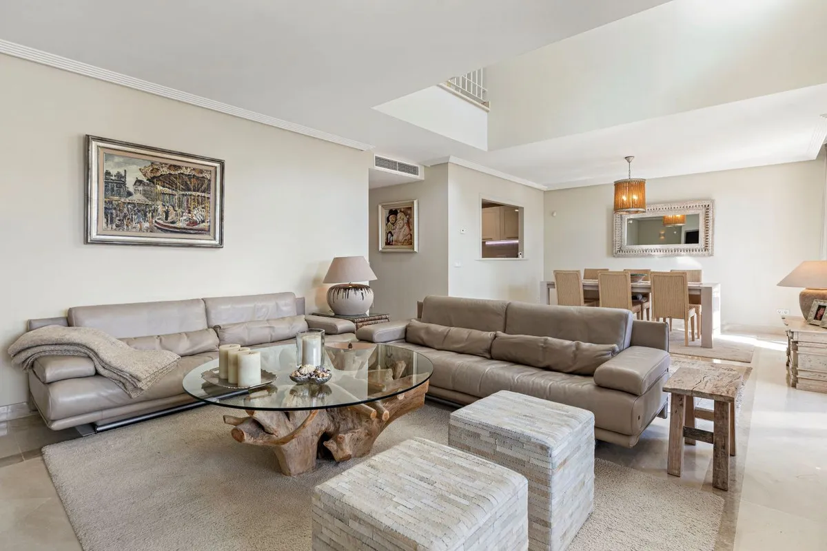 e54f3adb-76b5-4fdd-9c2b-1b19c24907f2