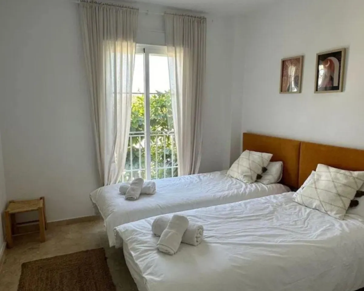 8fe134f8-52e3-4795-8558-275c3c314bb8