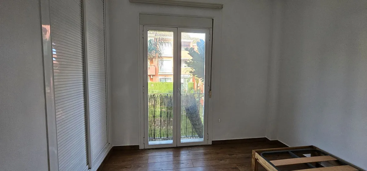 27a6b254-0c99-484c-9d8a-8c12b20e30fe