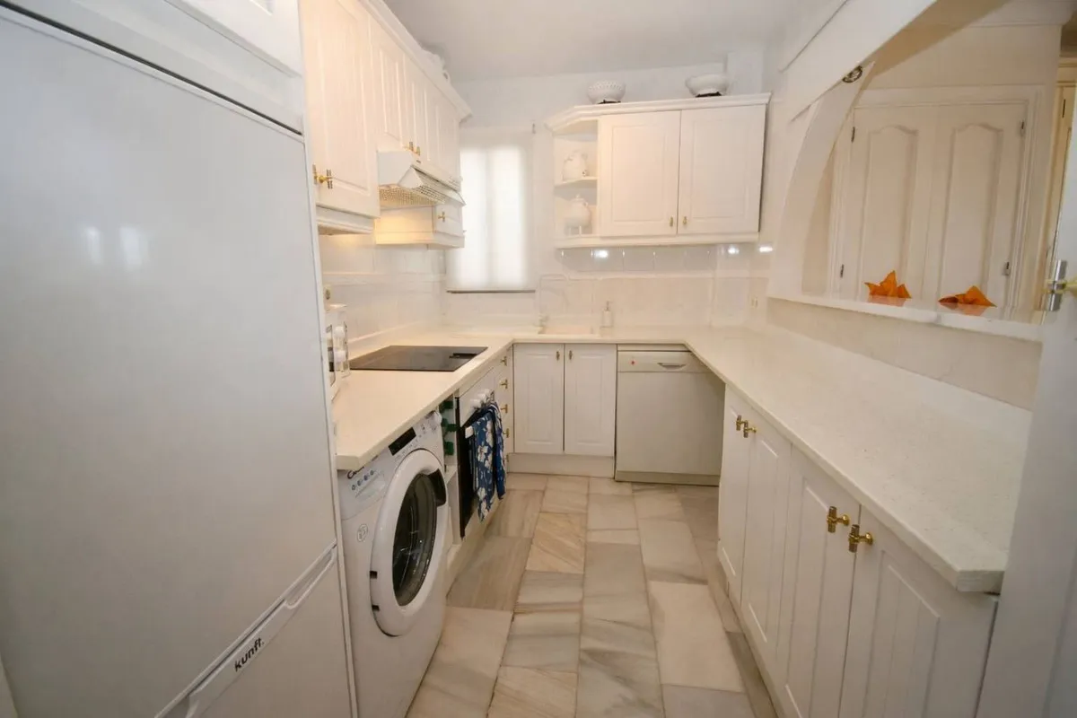 9e53943b-9e2b-48db-902f-bc1fc4ca664e