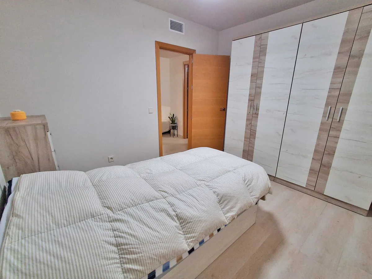 b7a31254-1244-48c5-a283-3e7864cb9d20