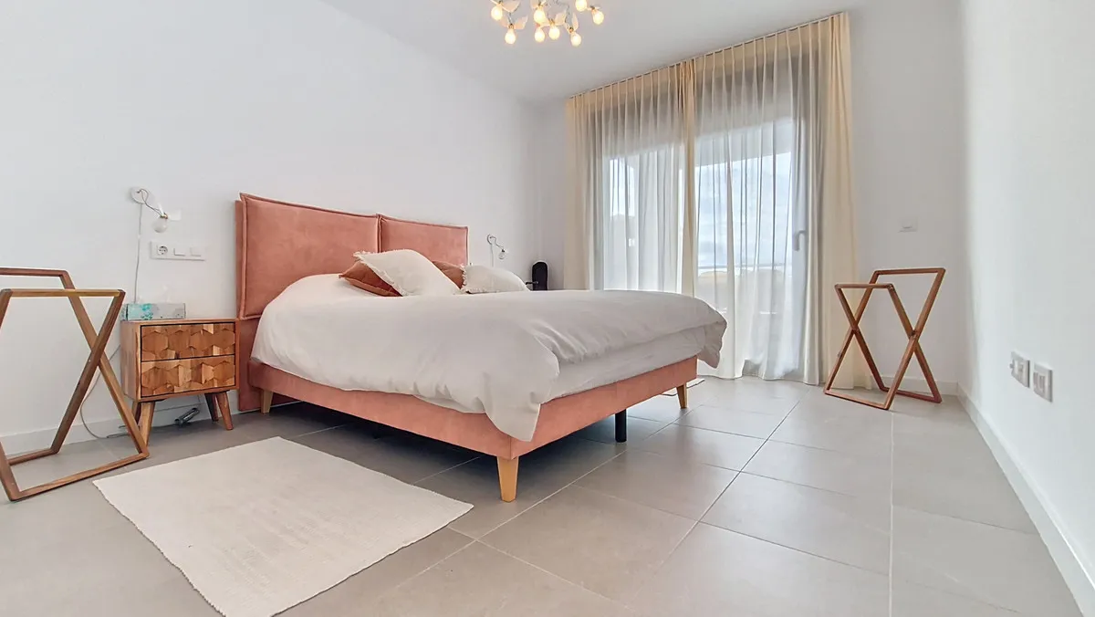 51612497-e271-4522-a774-9279c9d30b60