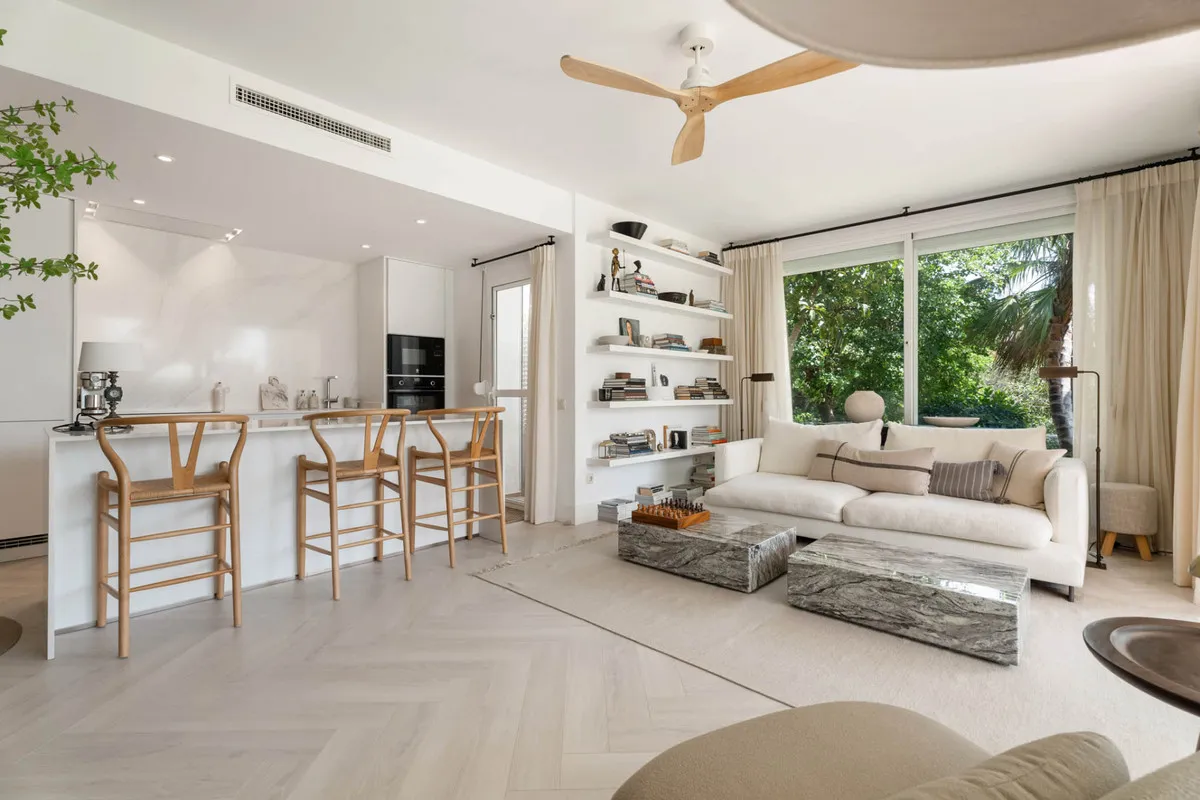 8e381df6-d4b9-478b-9e0e-aeda63bbbaff