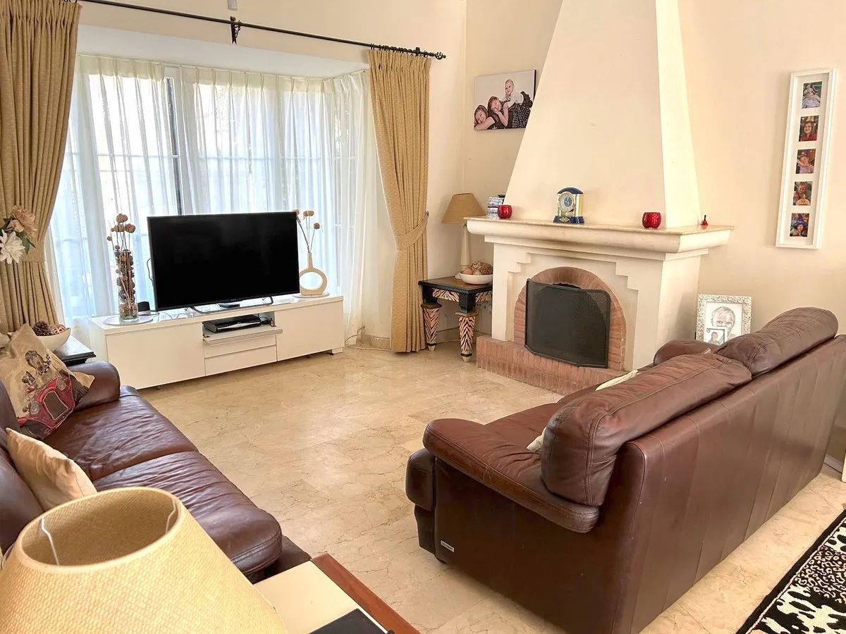 7d530b6f-e65f-4ca6-a1db-1f776b659182