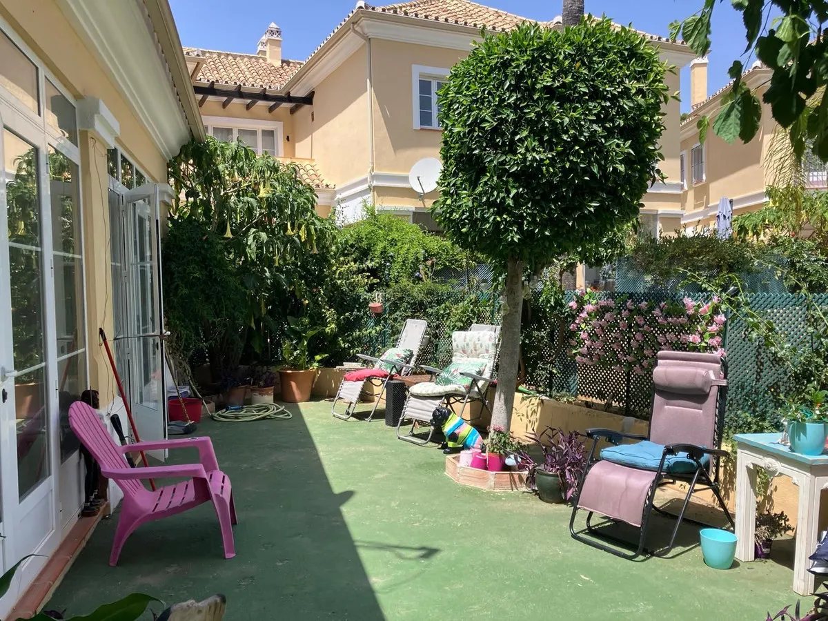 bf80af63-bf0b-4bcf-b1cb-4e8108dd8996