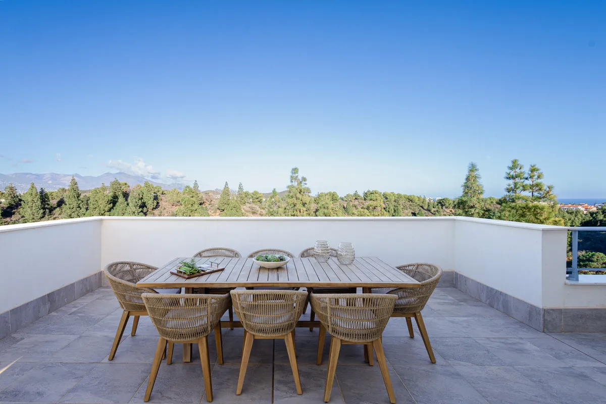 3a8fc664-472b-4251-953e-b833429da834