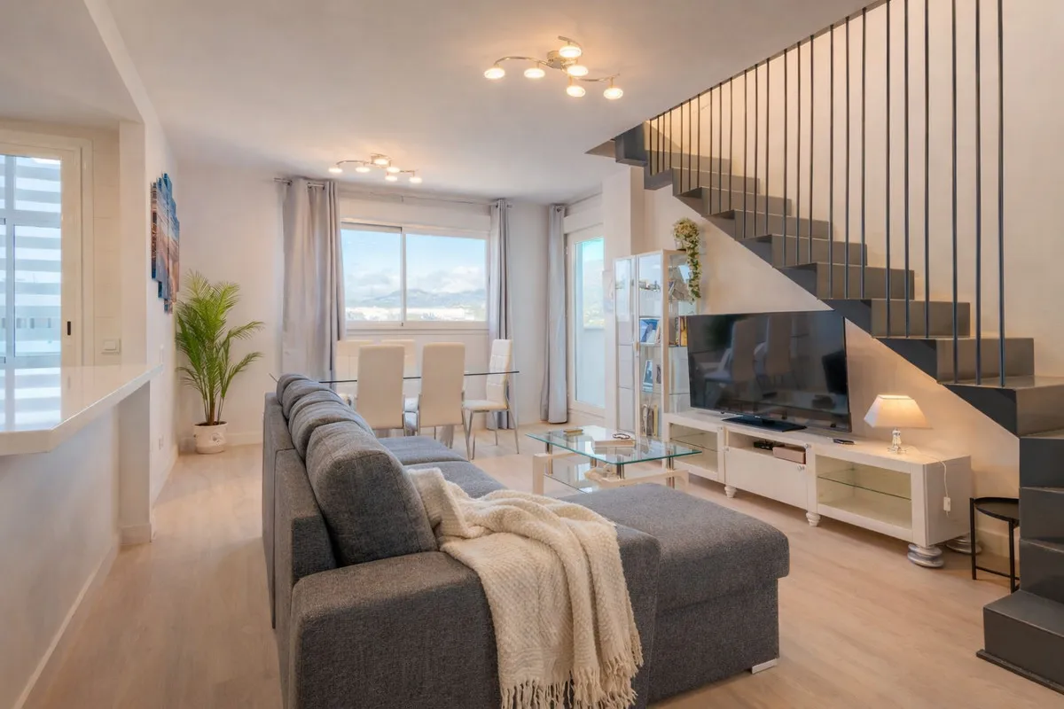 Modern Duplex Penthouse in Central Estepona