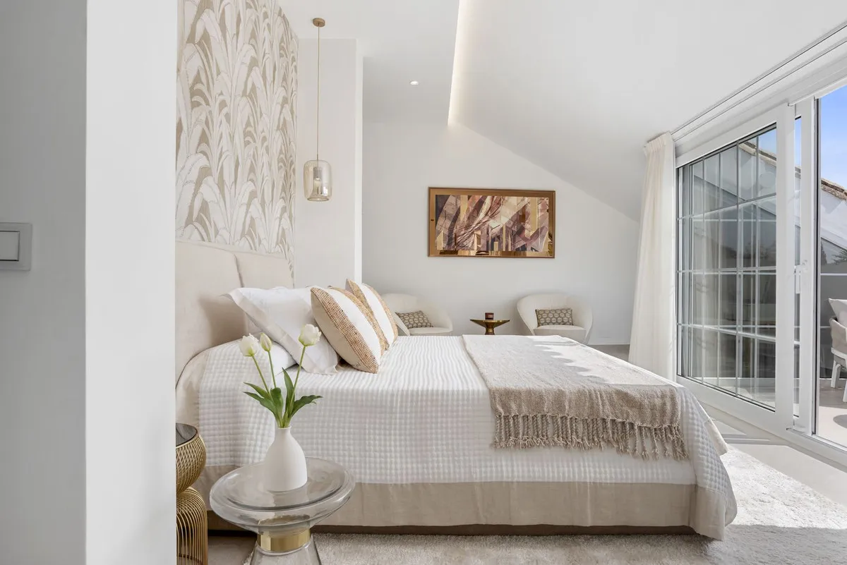 dc94ef09-539b-4fbb-b12a-82a50053410d