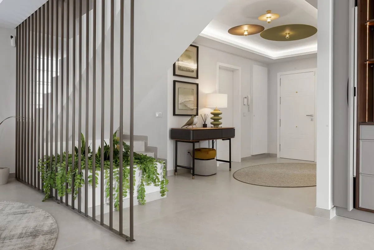 e09964a6-9497-4d63-8bee-6cb4958af3a1