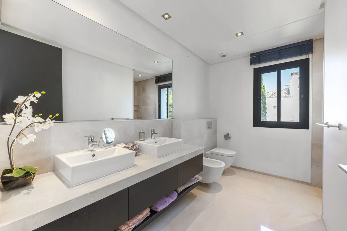 a7e52dea-a690-468b-947f-457fa402c88c