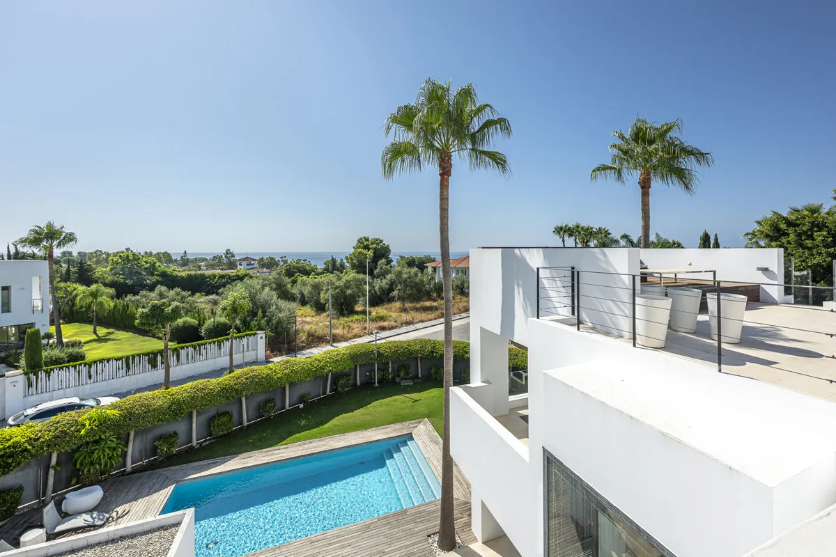 ddb3275d-7e1a-450b-8f39-c4d8c07c9d3e