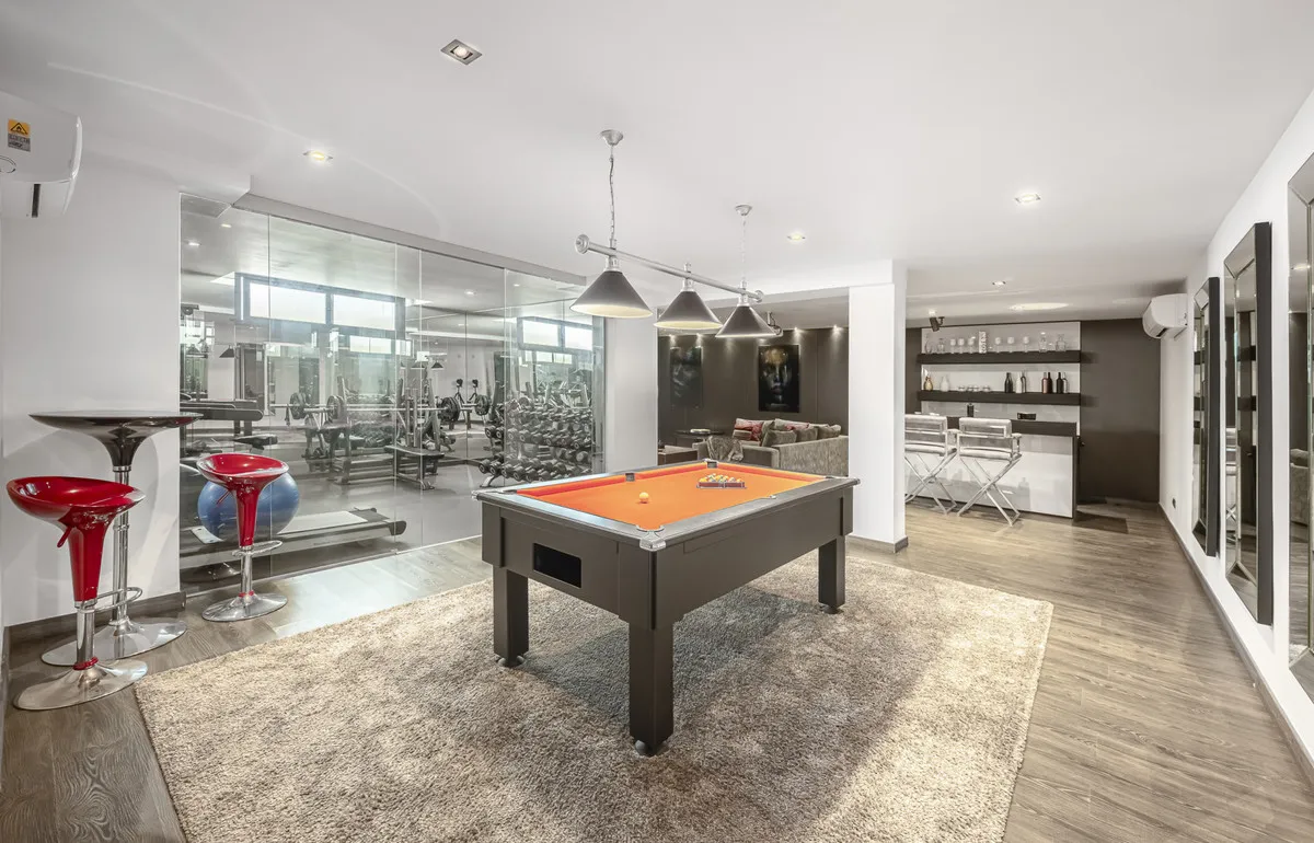 ff154992-0051-4eaf-aa07-fb8c04f36d0b