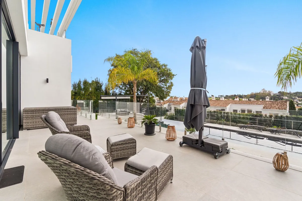 43230426-f4c9-4634-8e6b-f6d52aa426f9