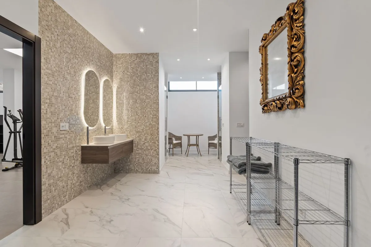 6db11e83-d2ba-4e27-9f16-2368255dd883