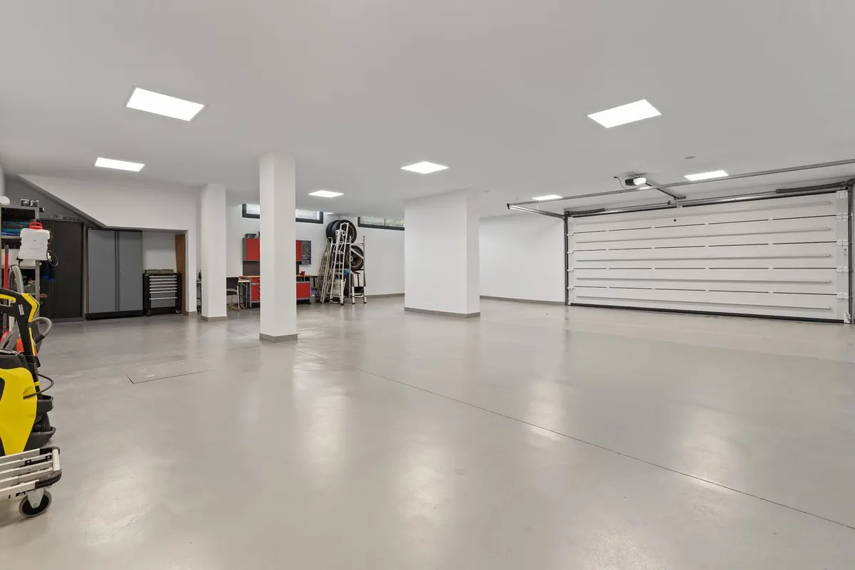 99de40d5-f3df-4dfe-8896-da6ed737f35c