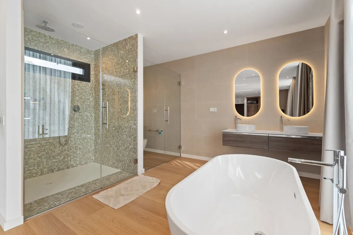 c9660ef2-d247-4dbb-8c39-c4923c060334