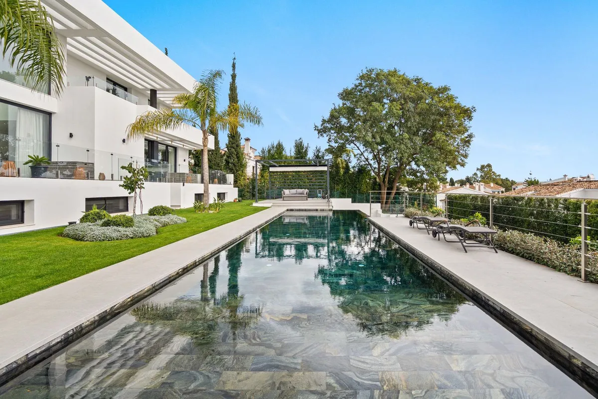 d69d8ffb-4f99-4748-b3cc-4e915e60d162