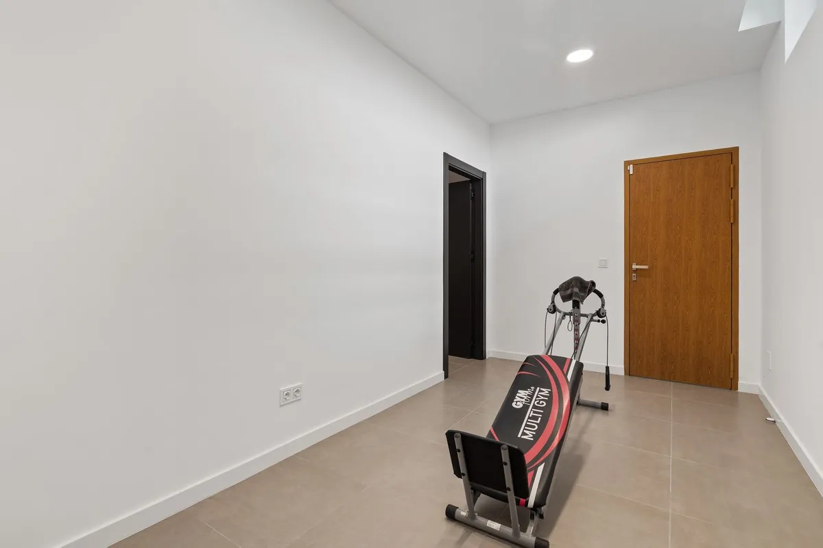 dd5f75a4-15fd-4d3a-a29e-fd25a4be2914